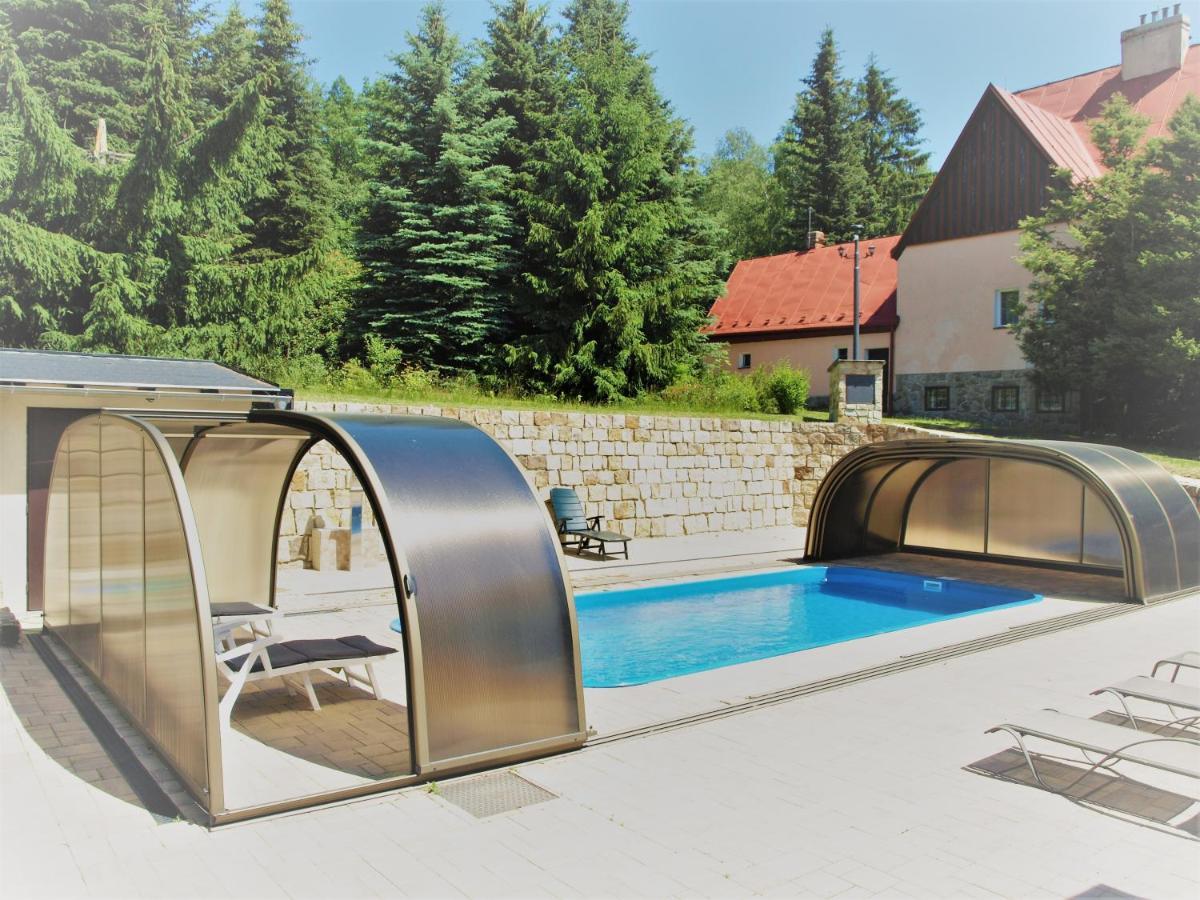 Resort Luft Sneznik Bagian luar foto